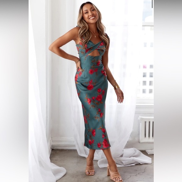 Hello Molly Fool Me Once Dress NWT XS S M. VIRAL tik tok - Picture 3 of 10